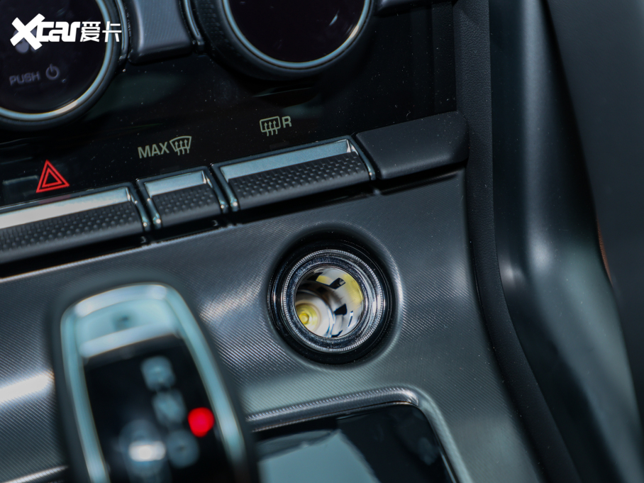 2024��ݱ�F-TYPE P300 75������Ӳ픰�