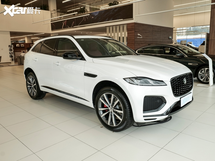 2024ݱF-PACE P250 R-Dynamic SE