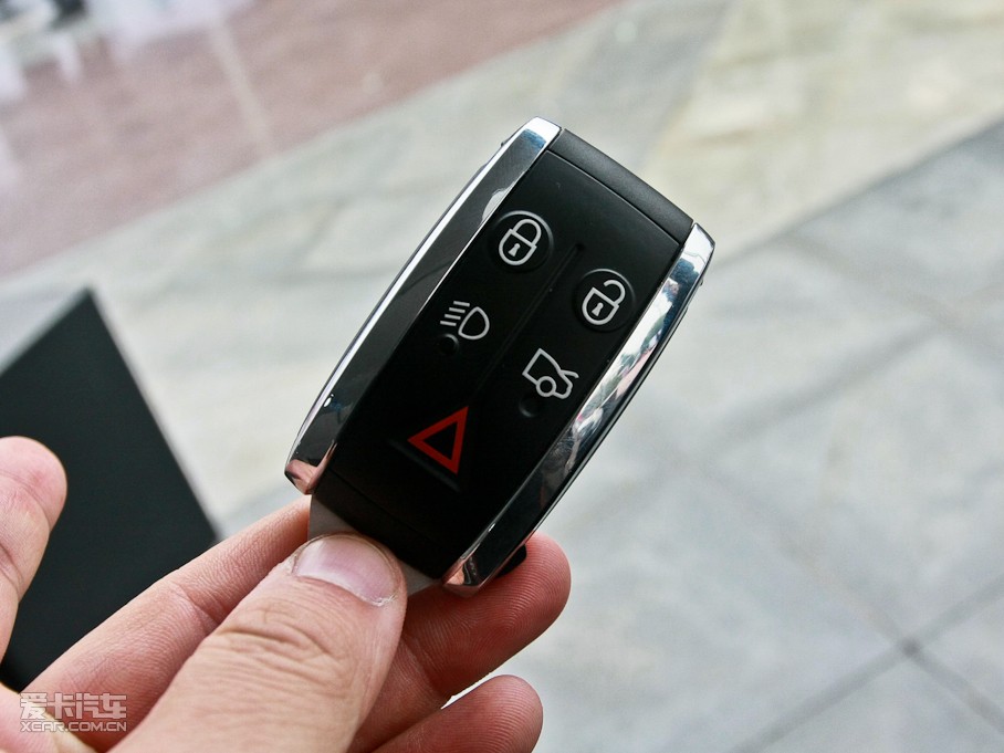 2009ݱXK R 5.0L V8 Cе