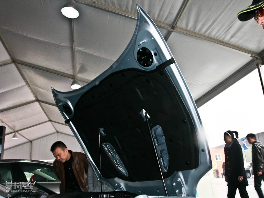 2009ݱXK R 5.0L V8 C(j)е