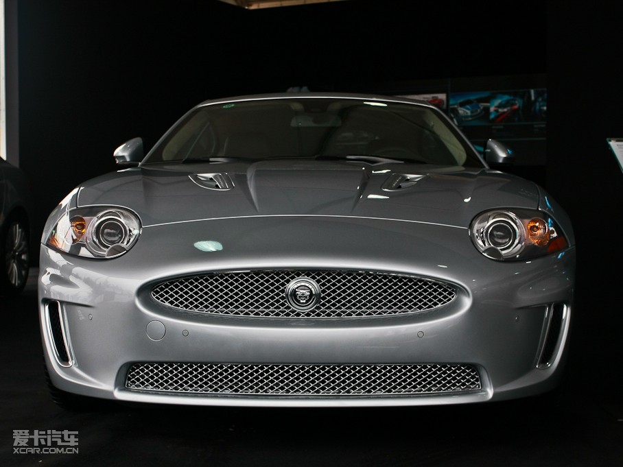 2009ݱXK R 5.0L V8 Cе