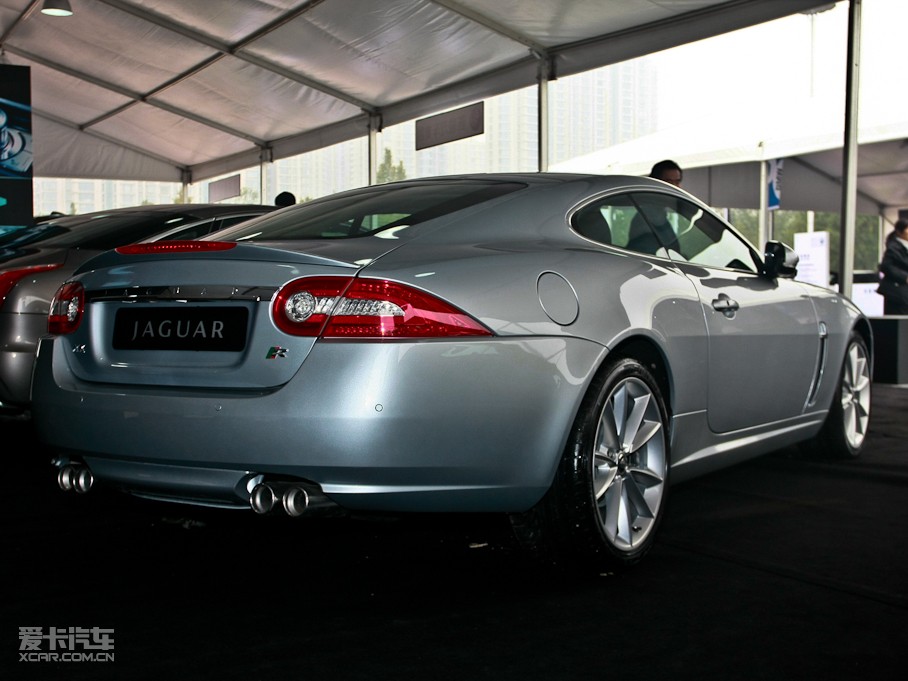 2009ݱXK R 5.0L V8 Cе