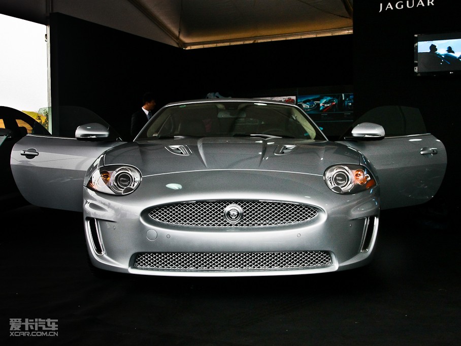2009ݱXK R 5.0L V8 Cе