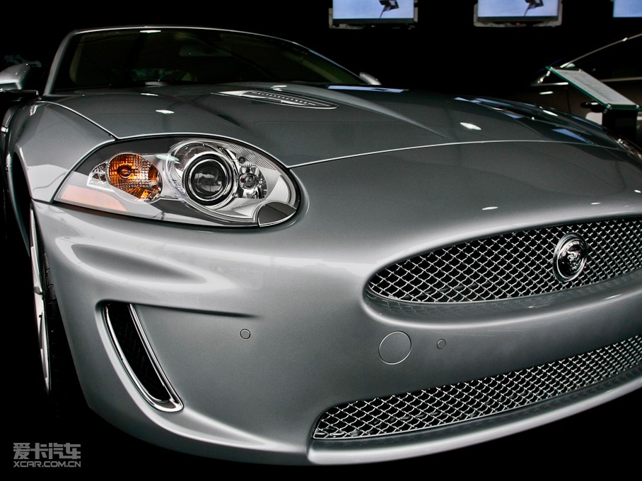 2009ݱXK R 5.0L V8 C(j)е