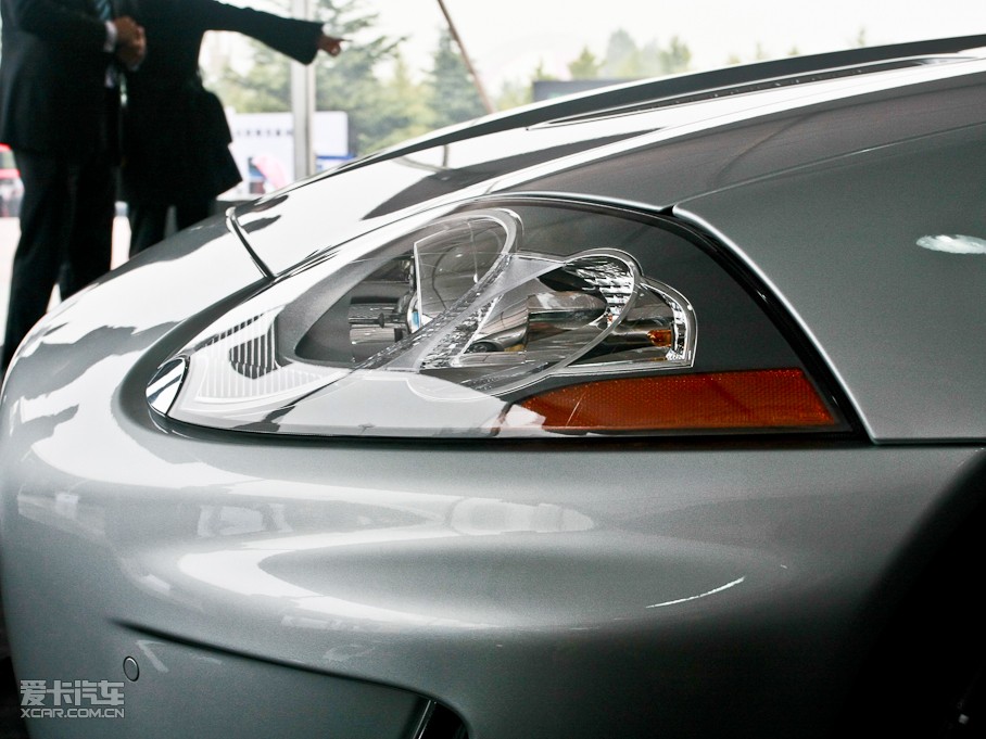 2009ݱXK R 5.0L V8 Cе