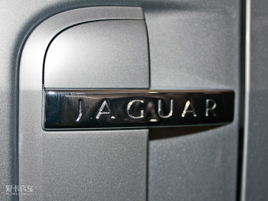 2009ݱXK R 5.0L V8 C(j)е