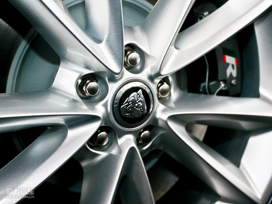 2009ݱXK R 5.0L V8 Cе