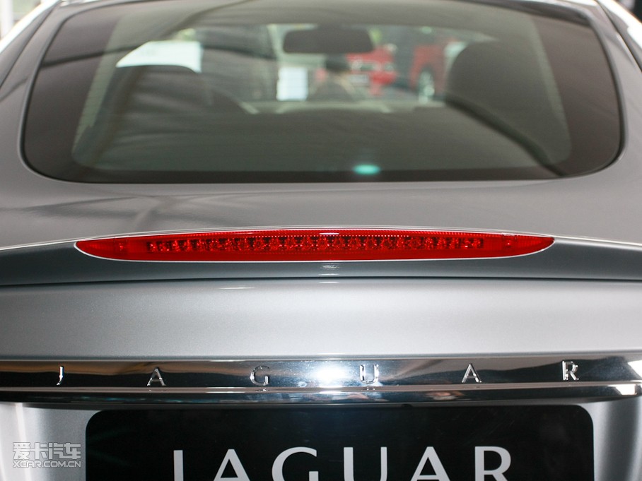 2009ݱXK R 5.0L V8 C(j)е