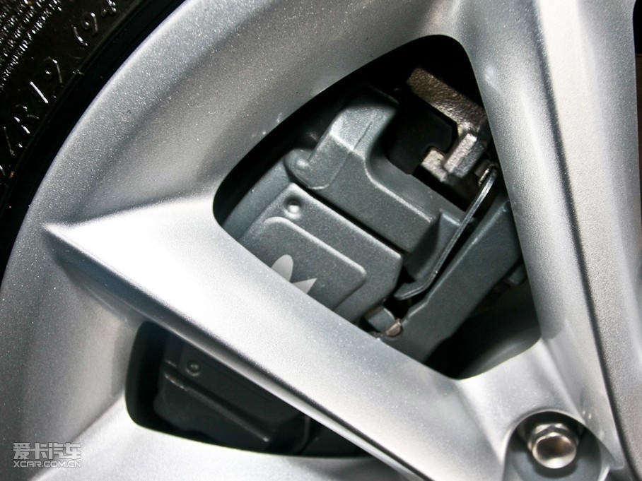 2009ݱXK R 5.0L V8 Cе