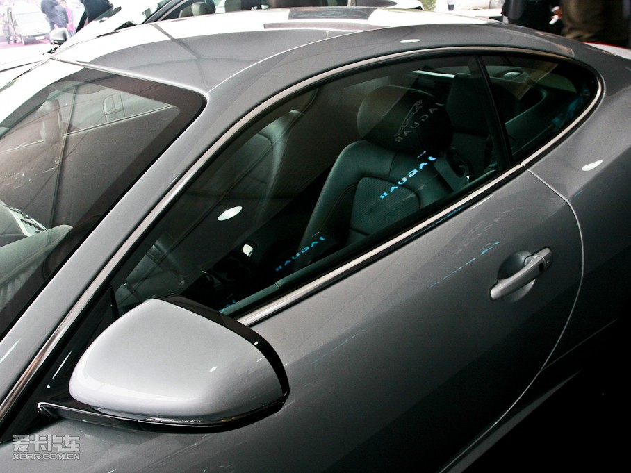 2009ݱXK R 5.0L V8 Cе