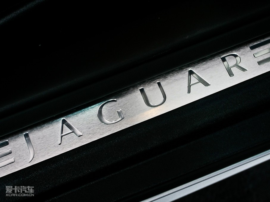 2009ݱXK R 5.0L V8 Cе