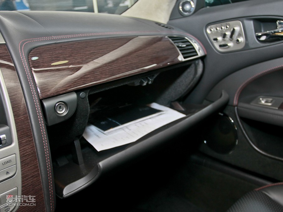 2009ݱXK R 5.0L V8 Cе