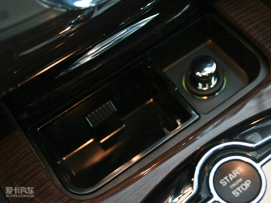 2009ݱXK R 5.0L V8 Cе