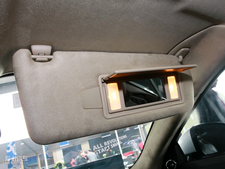 2009ݱXK R 5.0L V8 Cе