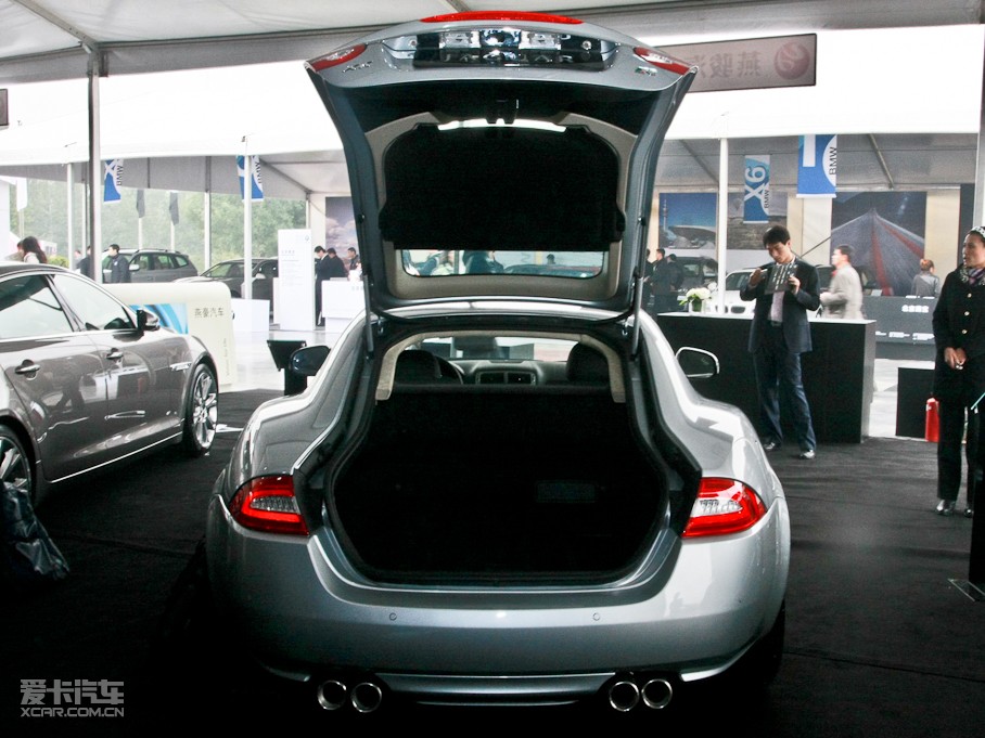 2009ݱXK R 5.0L V8 C(j)е