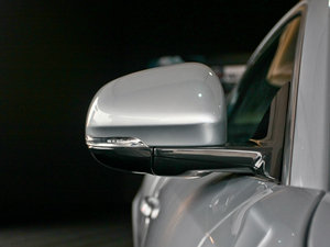 2009R 5.0L V8 C(j)е (x)(ji)^