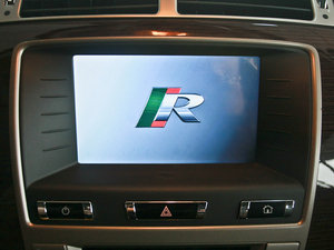 2009R 5.0L V8 Cе п؅^