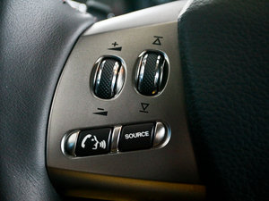 2009R 5.0L V8 Cе п؅^