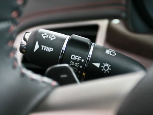 2009R 5.0L V8 Cе п؅^