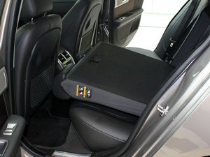2011款3.0L 豪华版 空间座椅