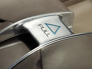 2010ݱC-X75 п؅^(q)