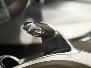 2010ݱC-X75 п؅^(q)