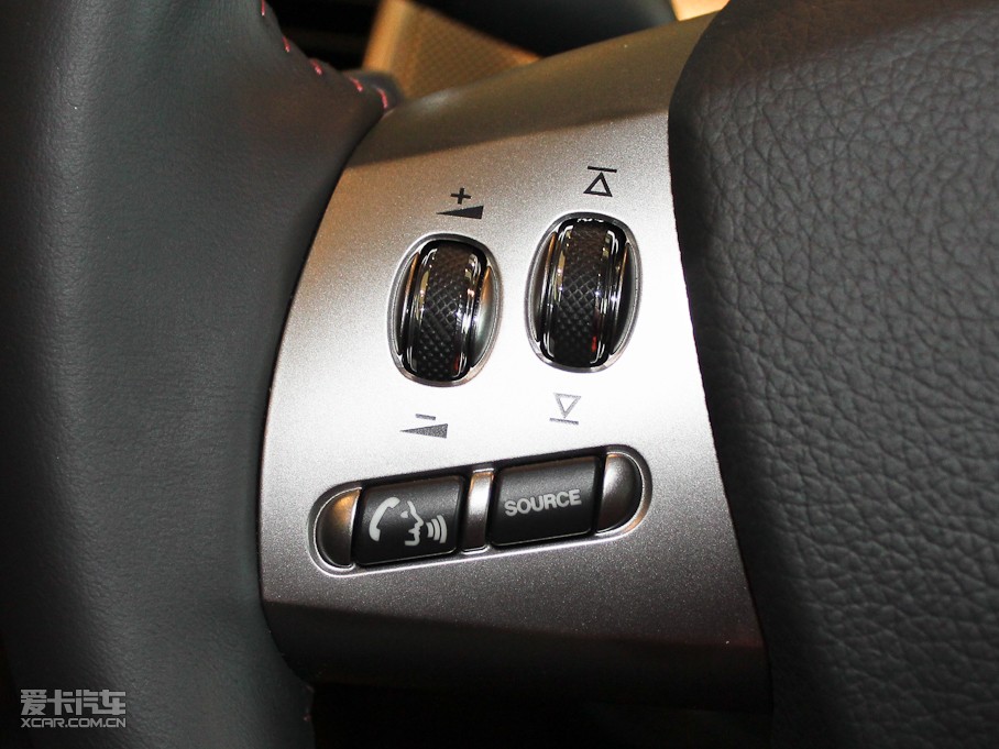 2012ݱXK R 5.0L V8CеӲ픰