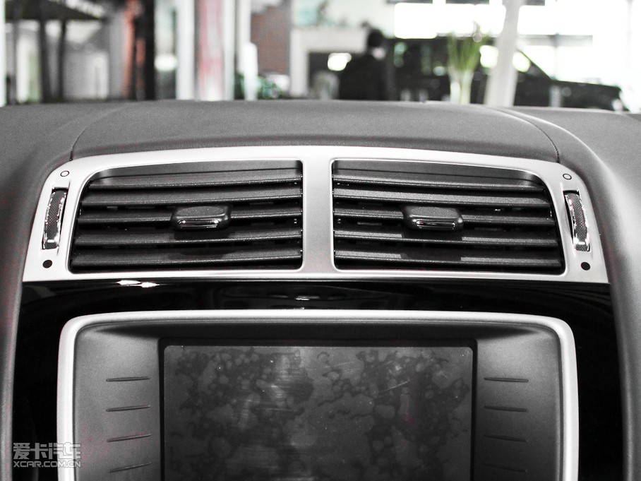 2012ݱXK R 5.0L V8CеӲ픰