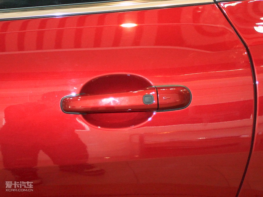 2012ݱXK R 5.0L V8C(j)еӲ픰