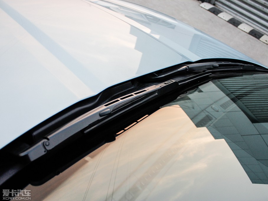 2012ݱXK R 5.0L V8C(j)еӲ픰