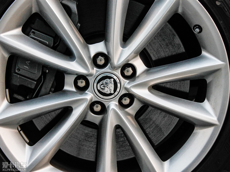 2012ݱXK R 5.0L V8CеӲ픰