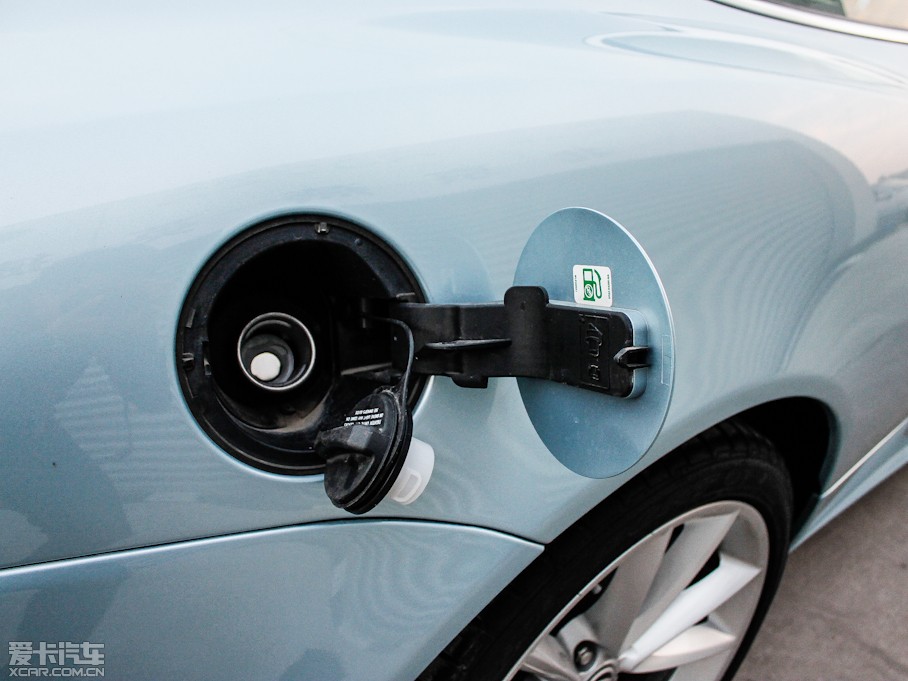 2012ݱXK R 5.0L V8CеӲ픰