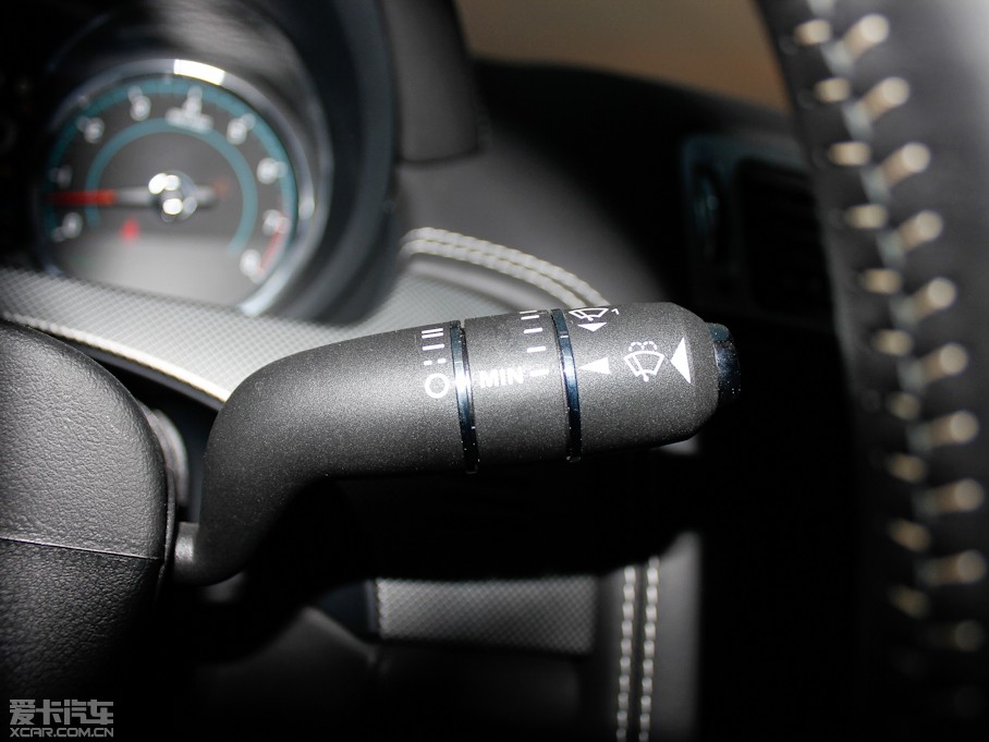 2012ݱXK R 5.0L V8C(j)еӲ픰