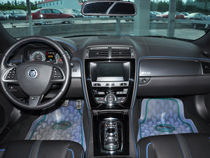 2012款R-S 5.0L 内饰全景