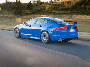 2013款R-S 5.0 整体外观