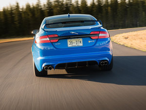 2013款R-S 5.0 整体外观