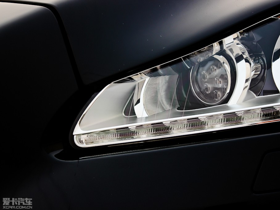 2013ݱXJ L 3.0T V6 SCŞ̄(w)