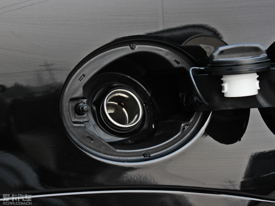 2013ݱXJ L 3.0T V6 SCŞ̄(w)