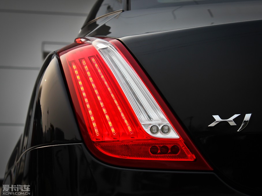 2013ݱXJ L 3.0T V6 SCŞ̄(w)