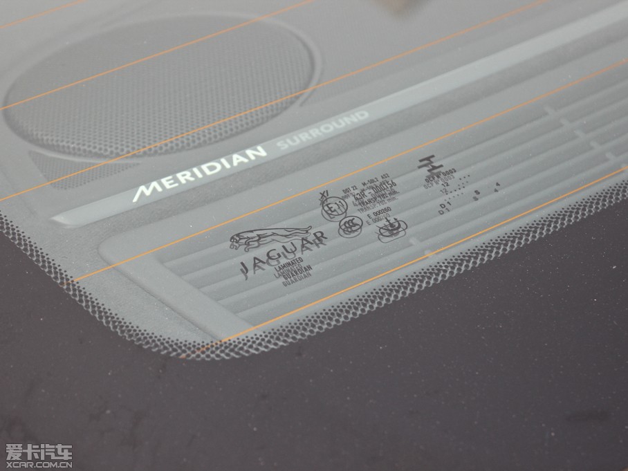 2013ݱXJ L 3.0T V6 SCŞ̄(w)