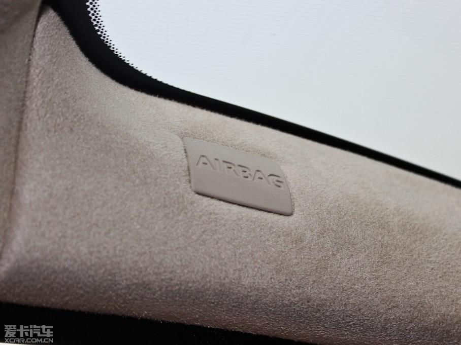 2013ݱXJ L 3.0T V6 SCŞ̄(w)