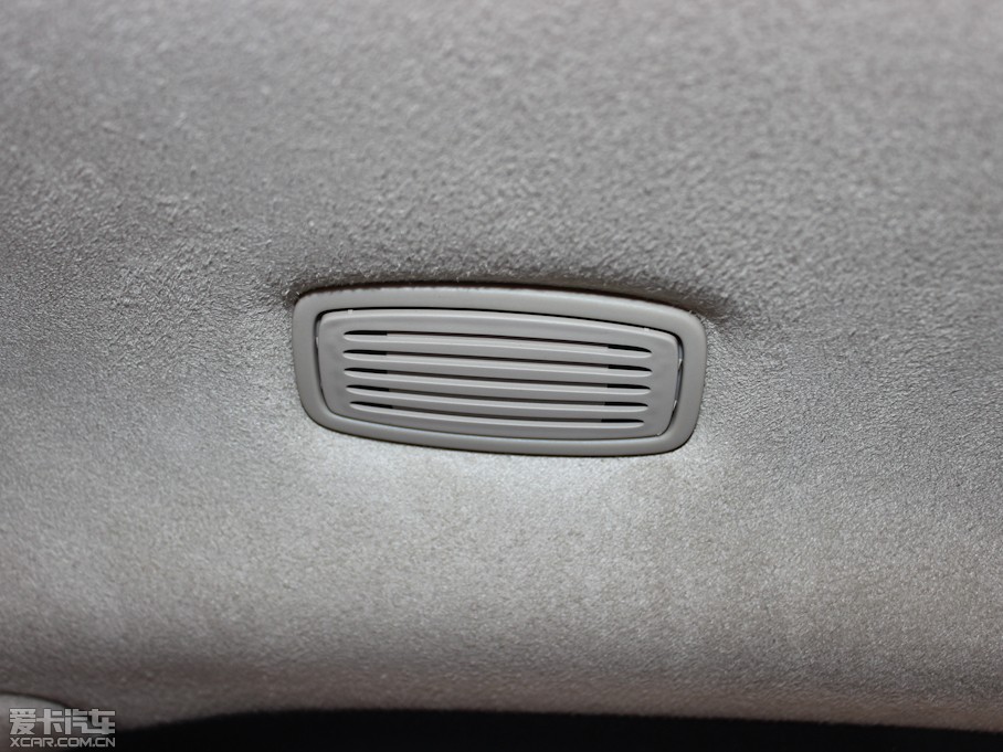 2013ݱXJ L 3.0T V6 SCŞ̄(w)