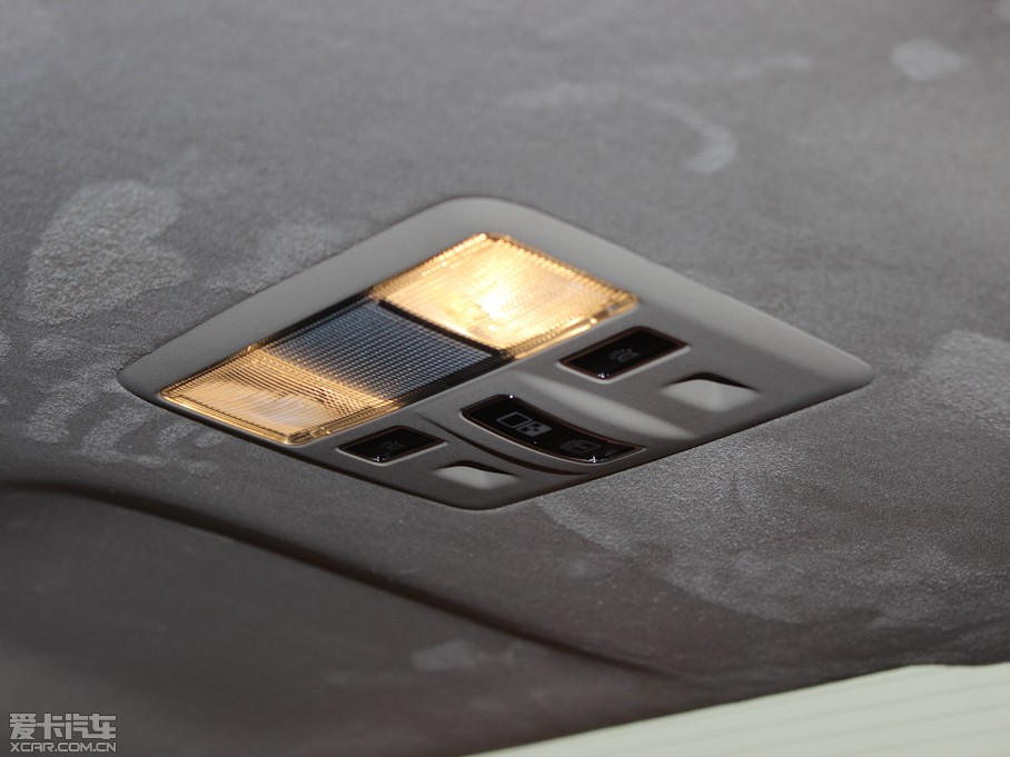 2013ݱXJ L 3.0T V6 SCŞ̄հ