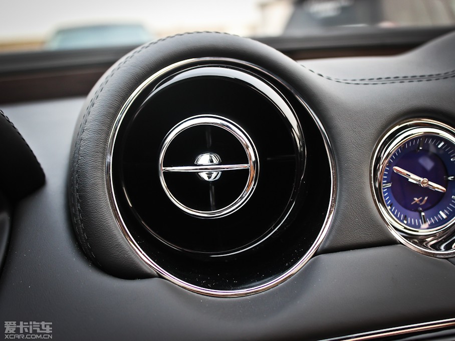 2013ݱXJ L 3.0T V6 SCŞ̄(w)