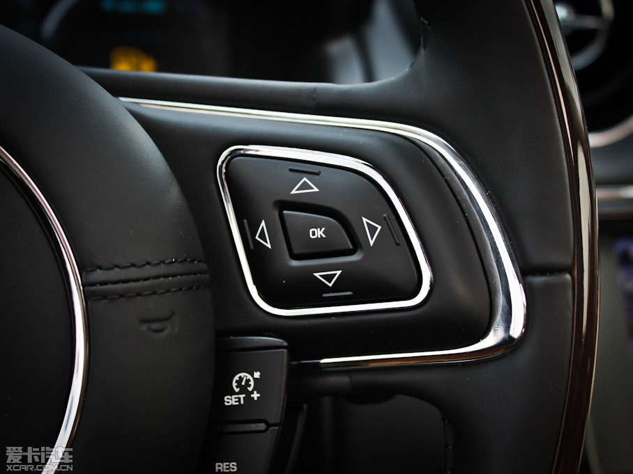 2013ݱXJ L 3.0T V6 SCŞ̄հ