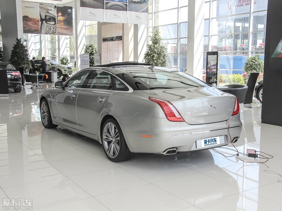 2013ݱXJ L 3.0T V6 SCŞ̄հ