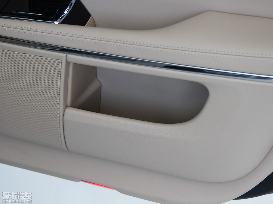 2013ݱXJ L 3.0T V6 SC(q)Ş̄(w)