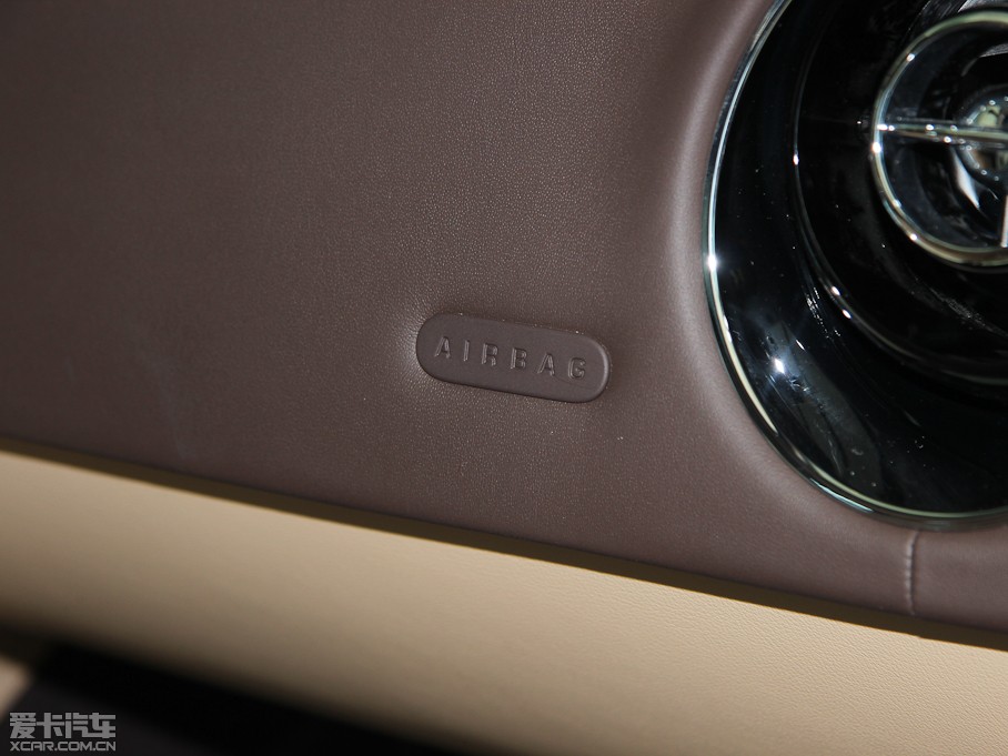 2013ݱXJ L 3.0T V6 SC(q)Ş̄(w)