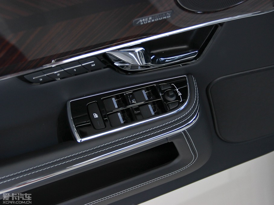 2013ݱXJ L 5.0T V8 SCp儓(chung) 4