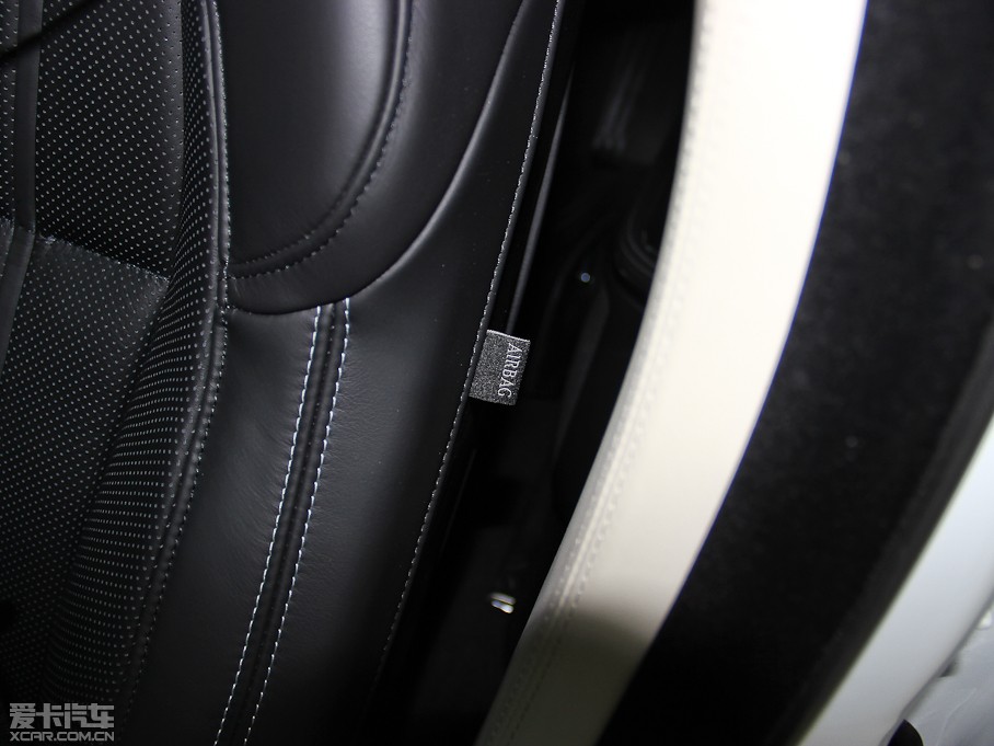 2013ݱXJ L 5.0T V8 SCp儓(chung) 4